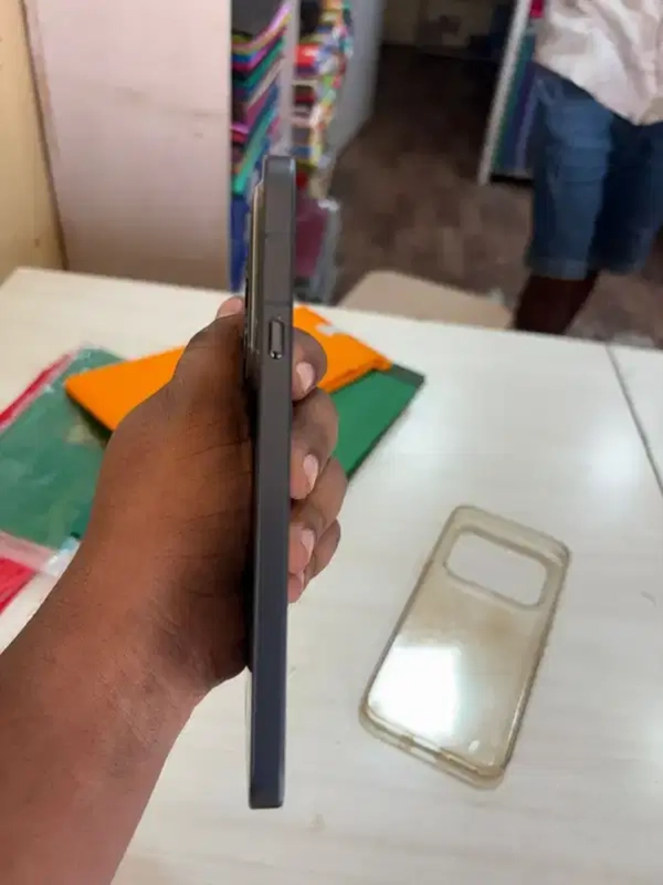 Nothing Phone (4a) Pro 12GB / 256GB Black — Used, 9 Months Old
