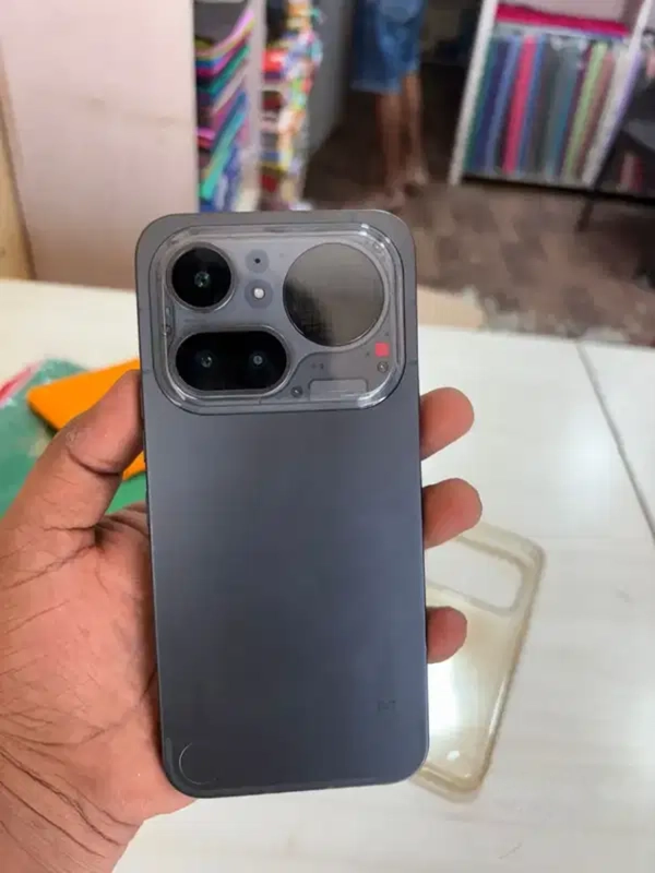 Nothing Phone (4a) Pro 12GB / 256GB Black — Used, 9 Months Old thumbnail 4